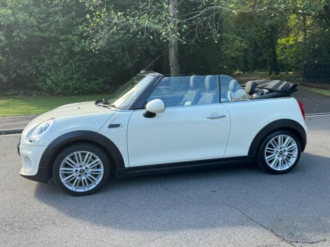Mini Convertible 2.0 John Cooper Works Chili Pack White #10