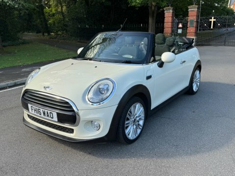 Mini Convertible 2.0 John Cooper Works Chili Pack White #5