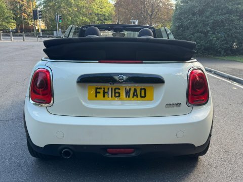 Mini Convertible 2.0 John Cooper Works Chili Pack White #15