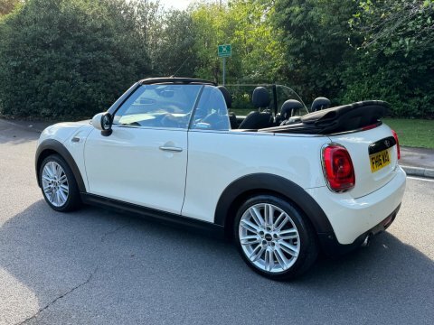 Mini Convertible 2.0 John Cooper Works Chili Pack White #12