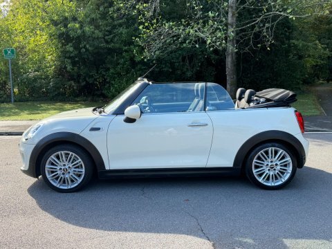 Mini Convertible 2.0 John Cooper Works Chili Pack White #11