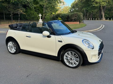 Mini Convertible 2.0 John Cooper Works Chili Pack White #20