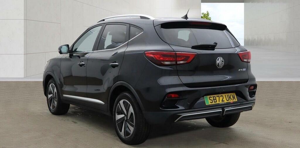 MG ZS Trophy Connect Long Range Black #4