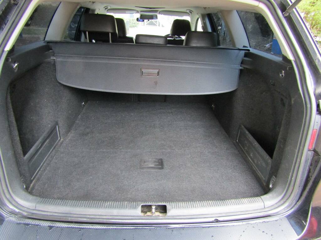 Volkswagen Passat 2008 Estate Silver #7