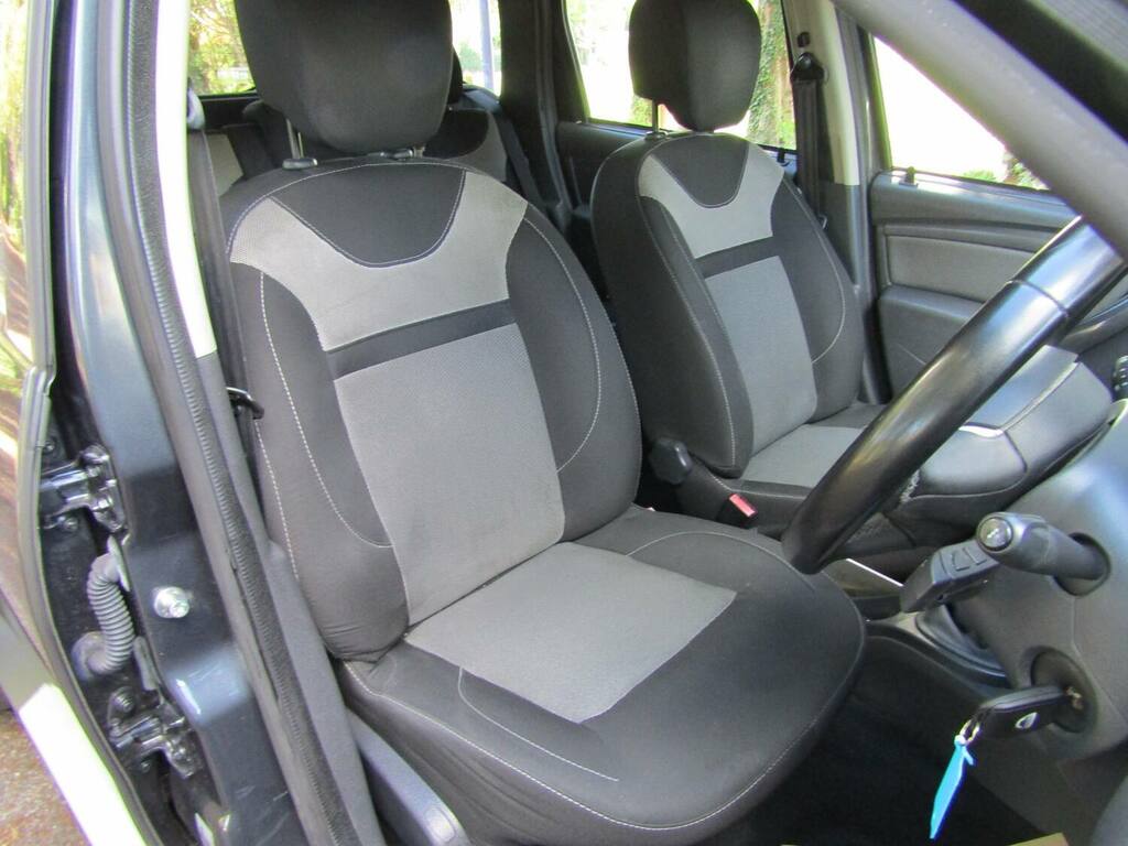 Dacia Duster 1.5 Dci 110 Prestige Grey #4