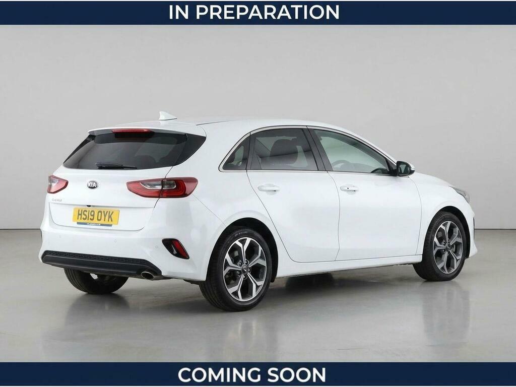 Kia Ceed 1.6 Crdi 3 Hatchback Dct Euro 6 Ss White #3