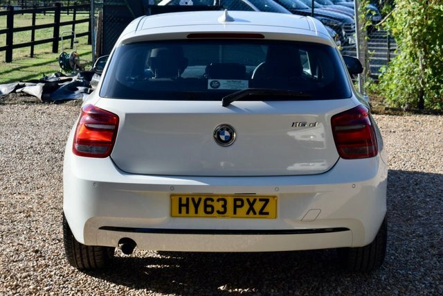 BMW 1 Series 116D Sport Hatchback White #6