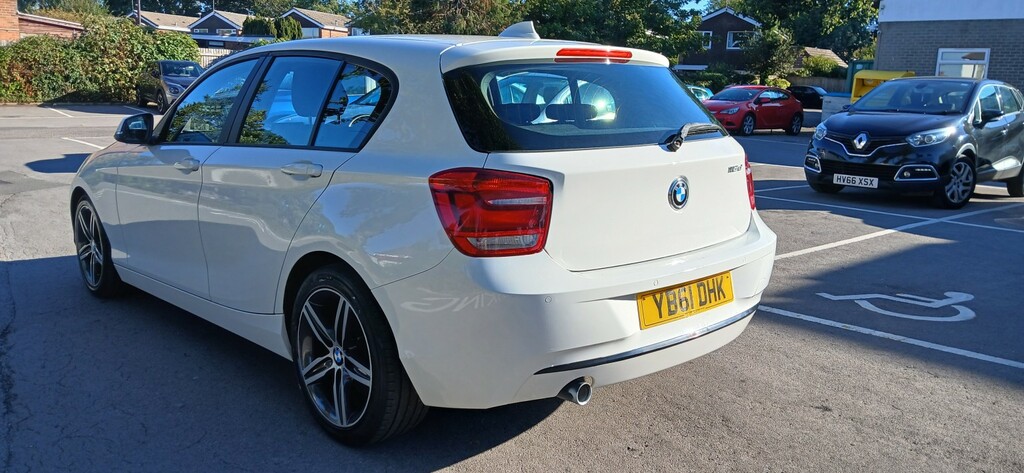 BMW 1 Series 2.0 116D Sport 5-Door White #6