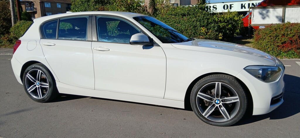 BMW 1 Series 2.0 116D Sport 5-Door White #2