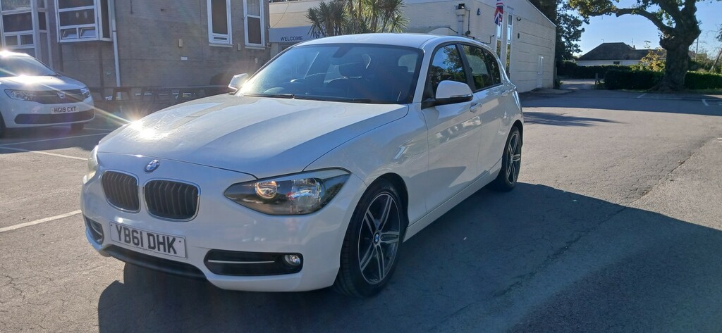 BMW 1 Series 2.0 116D Sport 5-Door White #4