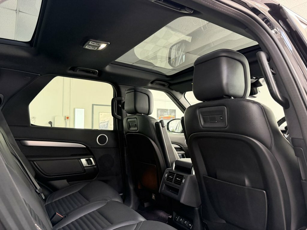 Land Rover Discovery 3.0 D250 R-dynamic S Blue #18