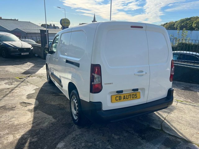 Vauxhall Combo 2021 1.5 Turbo D 2300 Edition Panel Van White #6