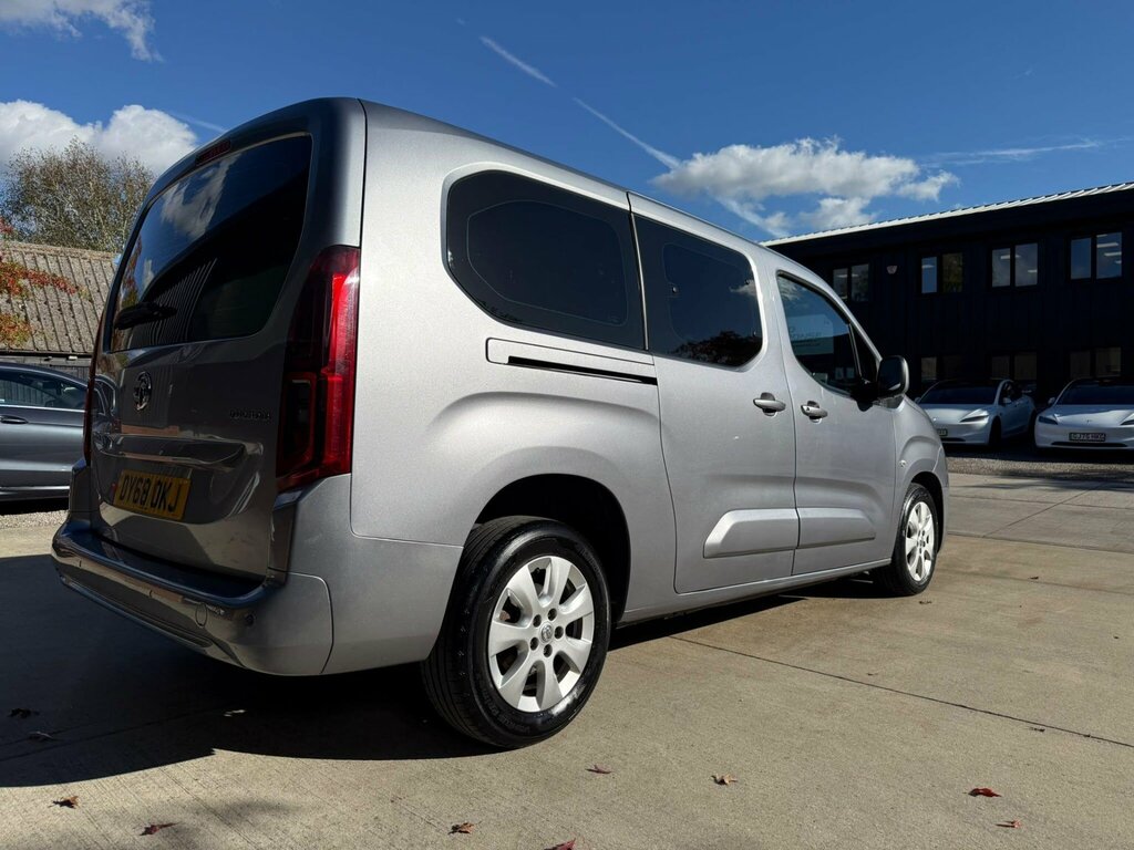 Vauxhall Combo Life 1.5 Turbo D Blueinjection Energy XL Mpv Euro 6 S Grey #4