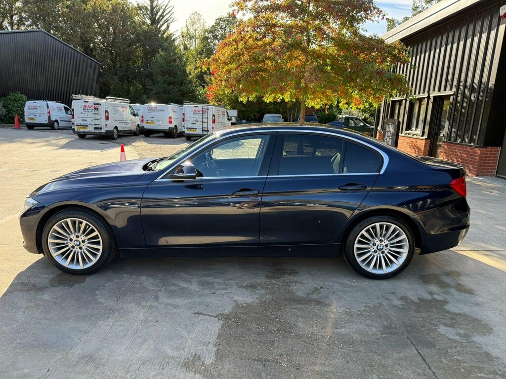 BMW 3 Series 2.0 320D Luxury Euro 5 Ss Blue #5