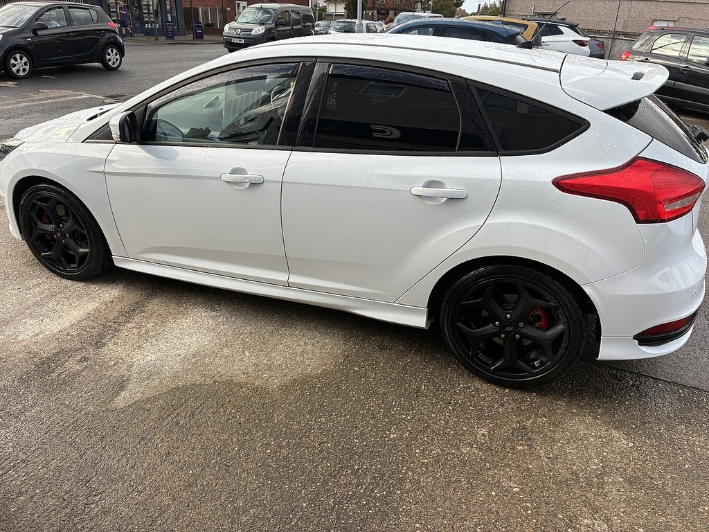 Ford Focus Tdci St-3 White #6