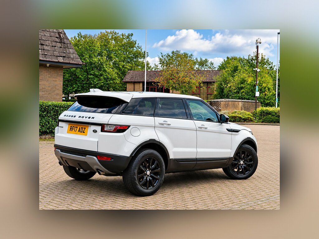 Land Rover Range Rover Evoque 2.0 Td4 Hse Dynamic - Suv 5 Seats Black #3