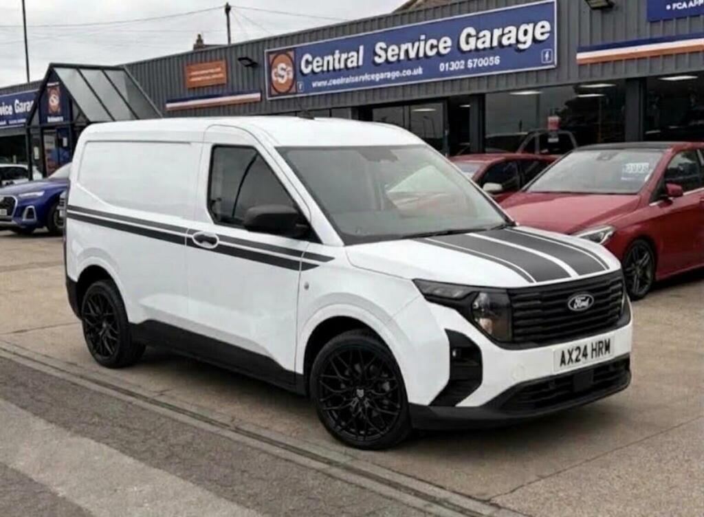 Ford Transit Courier 1.5 Ecoblue Trend Swb Euro 6 Ss AX24HRM White