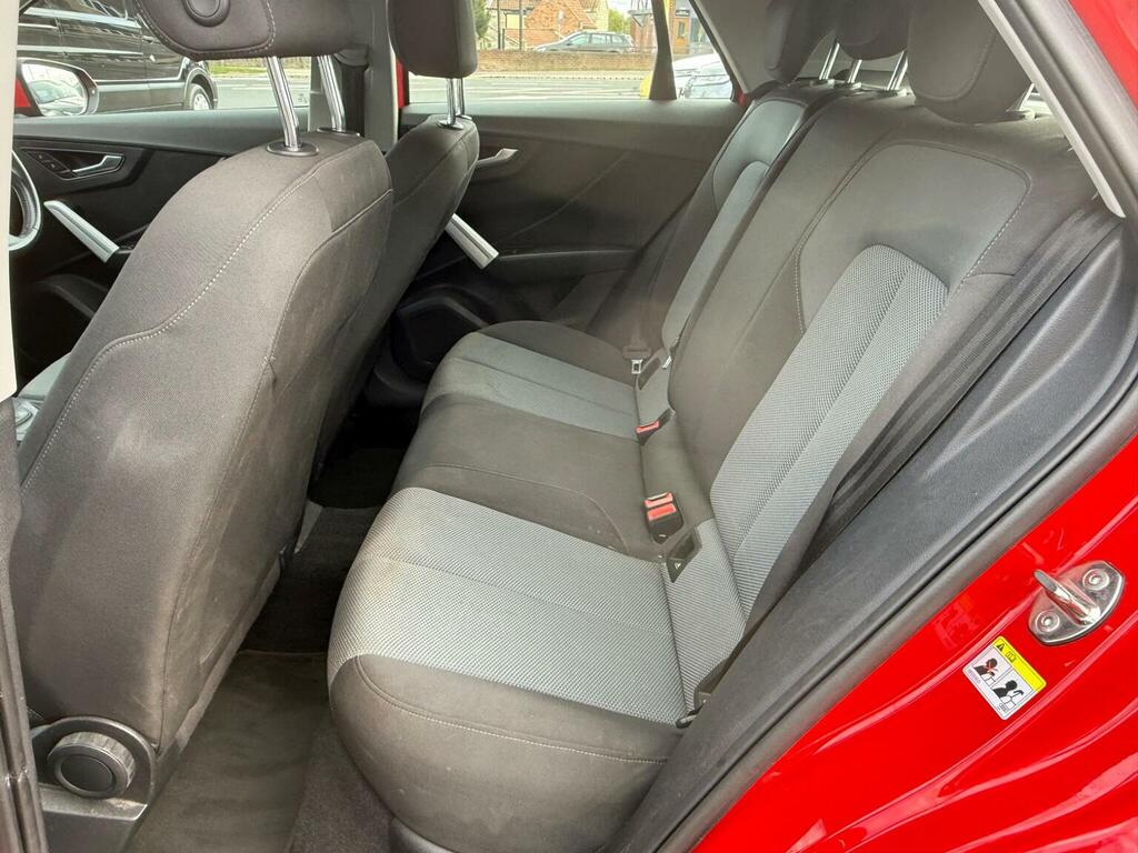Audi Q2 1.6 Tdi Se Euro 6 Ss Red #4