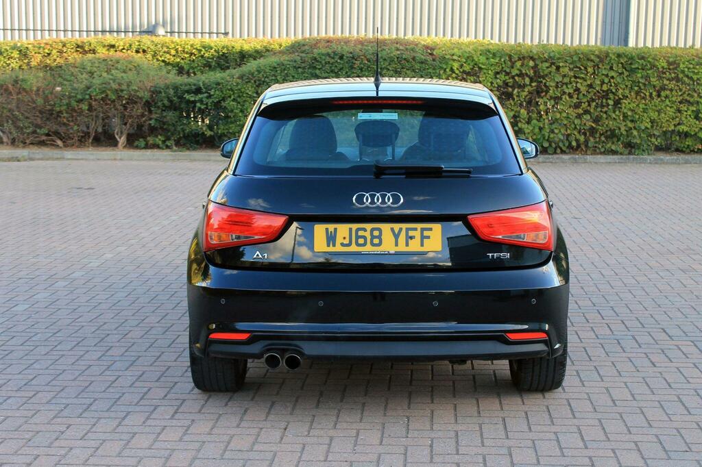 Audi A1 Sport Black #6