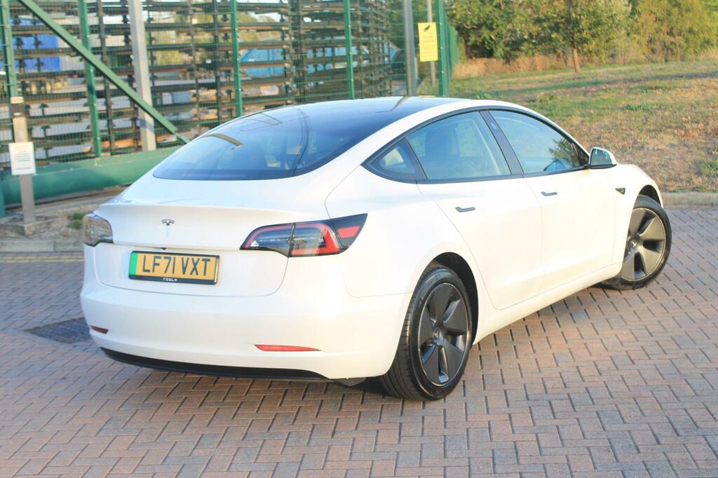 Tesla Model 3 Saloon Blue #39