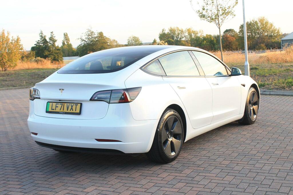 Tesla Model 3 Saloon Blue #42