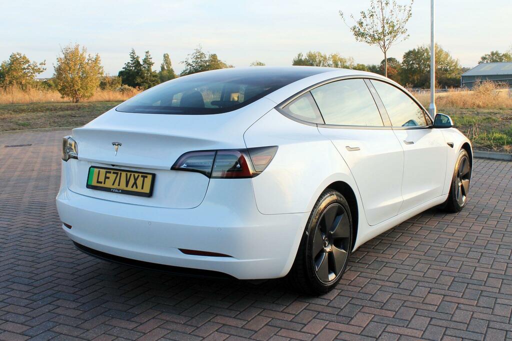 Tesla Model 3 Saloon Blue #43