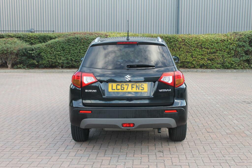 Suzuki Vitara Sz-t Black #5