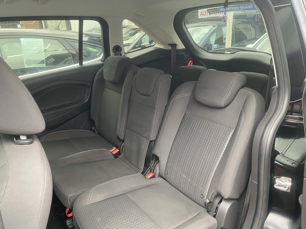 Ford Grand C-Max Grand Zetec Tdci White #16