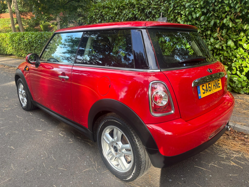 Mini Hatch 1.6 One Euro 5 Red #4
