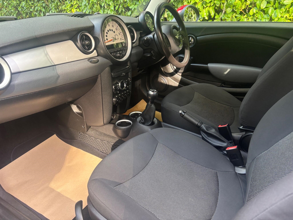 Mini Hatch 1.6 Cooper S Euro 5 Ss Red #23