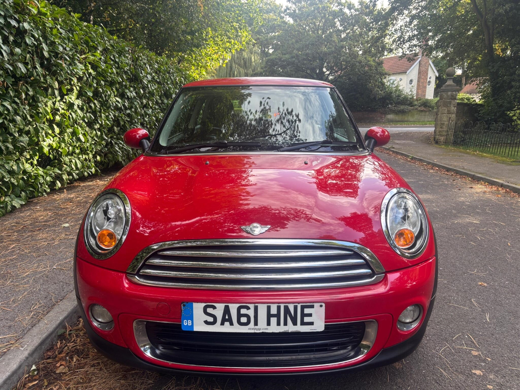 Mini Hatch 1.6 One Euro 5 Red #2