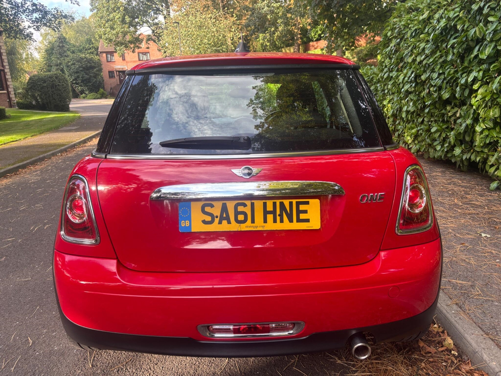 Mini Hatch 1.6 One Euro 5 Red #6