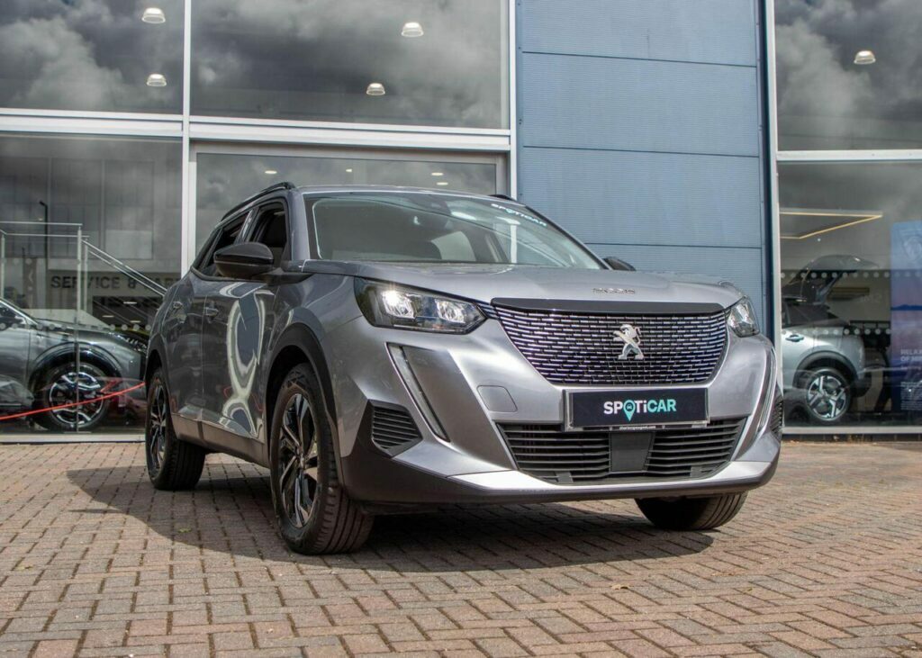 Peugeot 2008 1.2 Puretech Allure Premium Euro 6 S S Grey