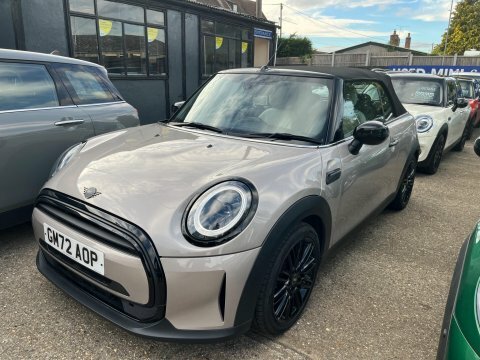 Mini Convertible 1.5 Cooper Exclusive Grey