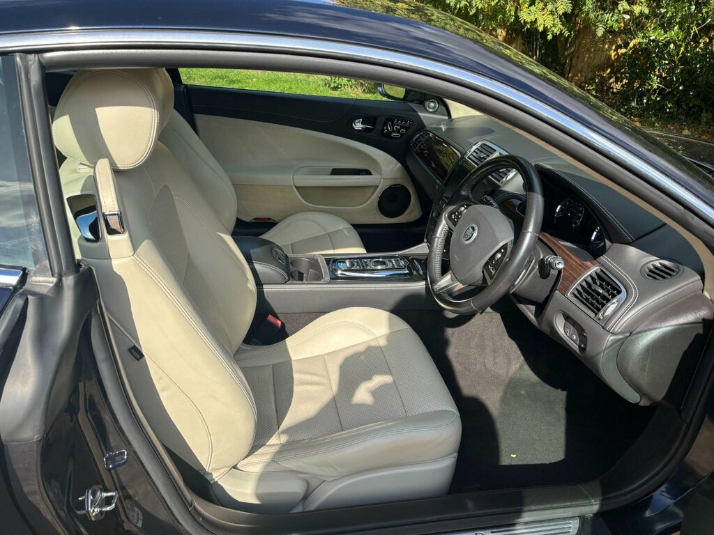Jaguar XK 5.0 V8 Artisan Special Edition Black #18