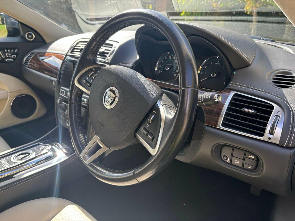 Jaguar XK 5.0 V8 Artisan Special Edition Black #28