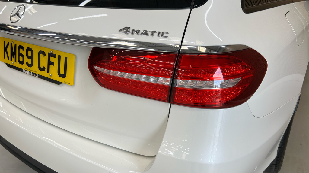 Mercedes-Benz E Class E300de 2.0 13.5Kwh 306 Bhp Amg Line Premium Vq Blue #30