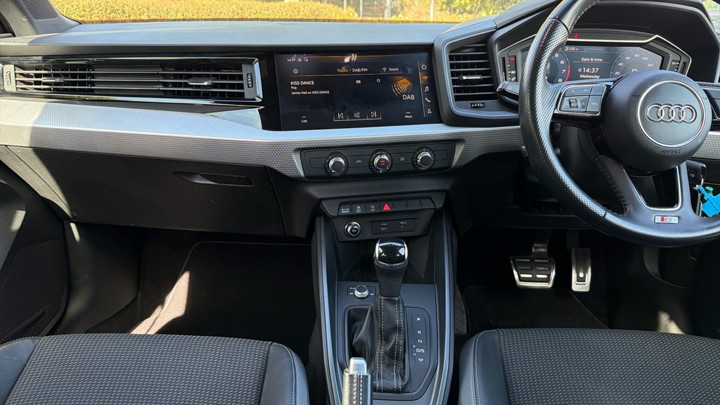 Audi A1 Sport 30 Tfsi 116 Ps 6-Speed Green #12
