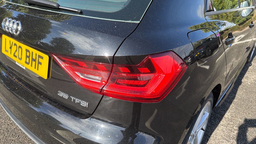 Audi A1 Sport 30 Tfsi 116 Ps 6-Speed Green #37