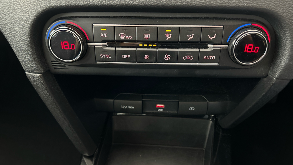 Kia Ceed 1.5T Gdi Isg Gt-line Orange #15