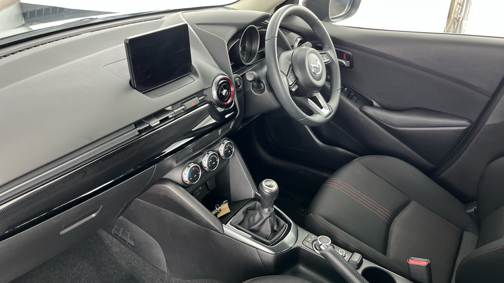 Mazda 2 1.5 Skyactiv-g Homura Aka Hatchback Aut White #10