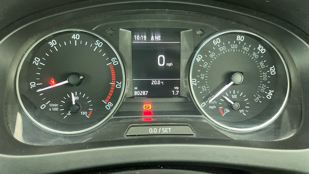 Skoda Rapid Spaceback 1.0 Tsi Se Sport Euro 6 Ss White #20