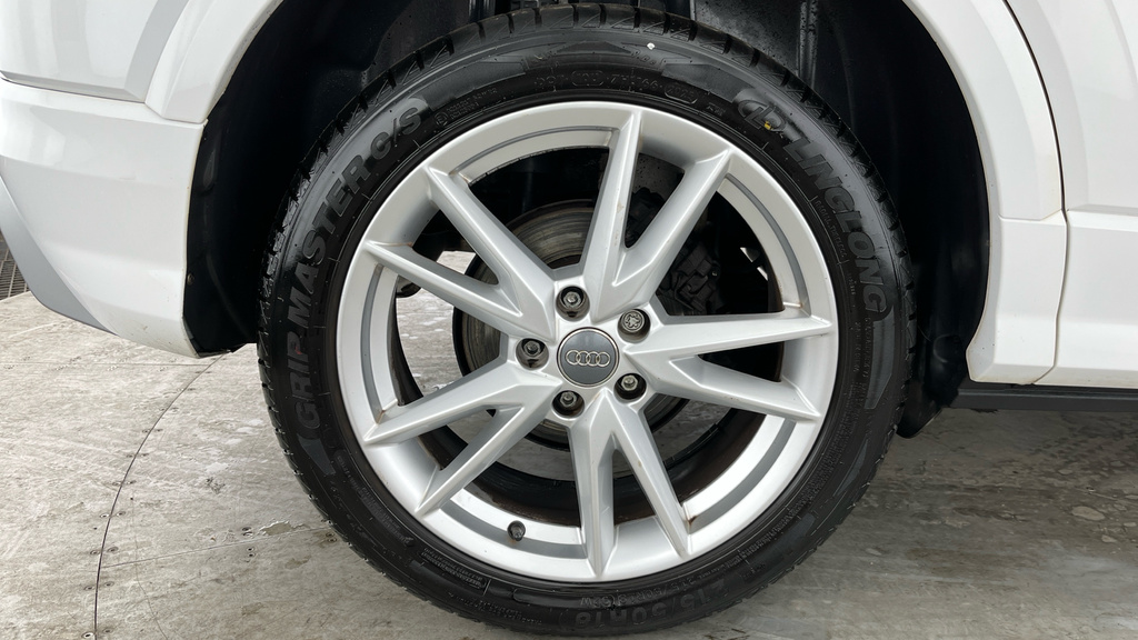 Audi Q2 1.0 Tfsi Sport 2019 Red #26