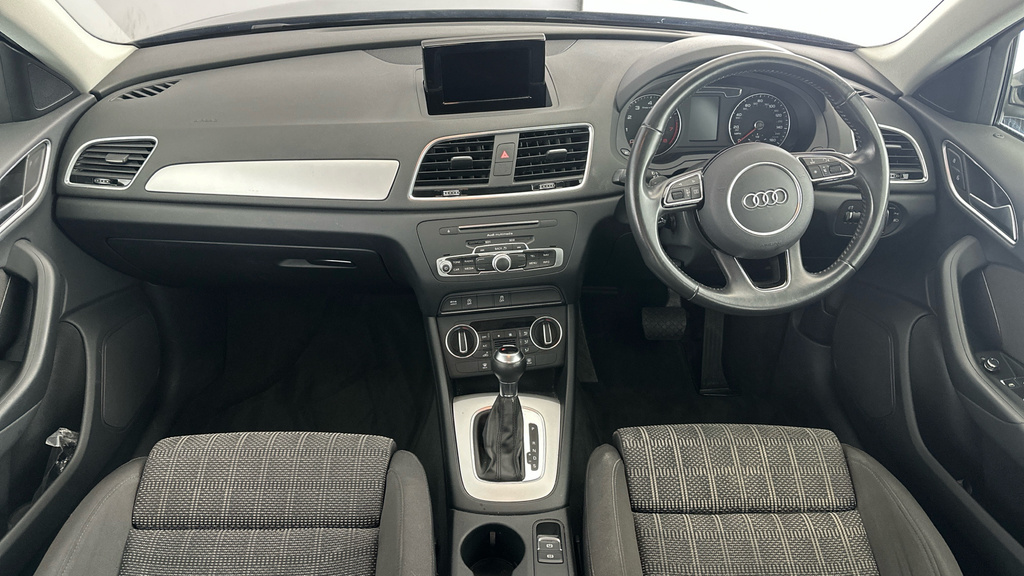 Audi Q3 S Line Edition 1.4 Tfsi Cylinder On Demand 150 Ps #12