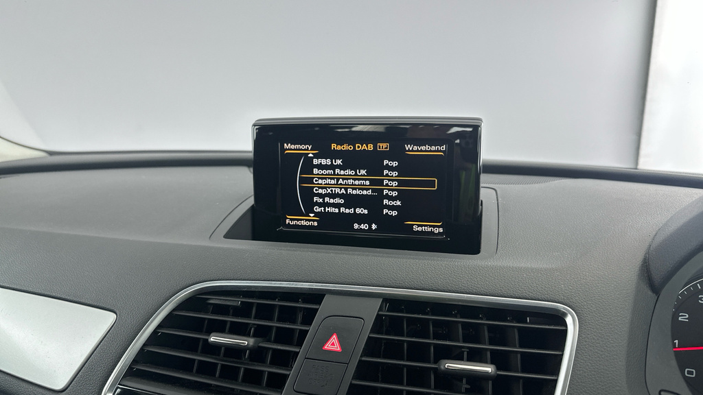 Audi Q3 S Line Edition 1.4 Tfsi Cylinder On Demand 150 Ps #16