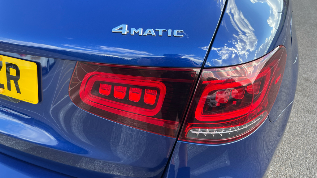 Mercedes-Benz GLC Class Glc 300 De 4Matic Amg Line Premium Plus Black #33