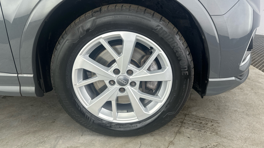 Audi Q3 1.5L S Line Grey #24