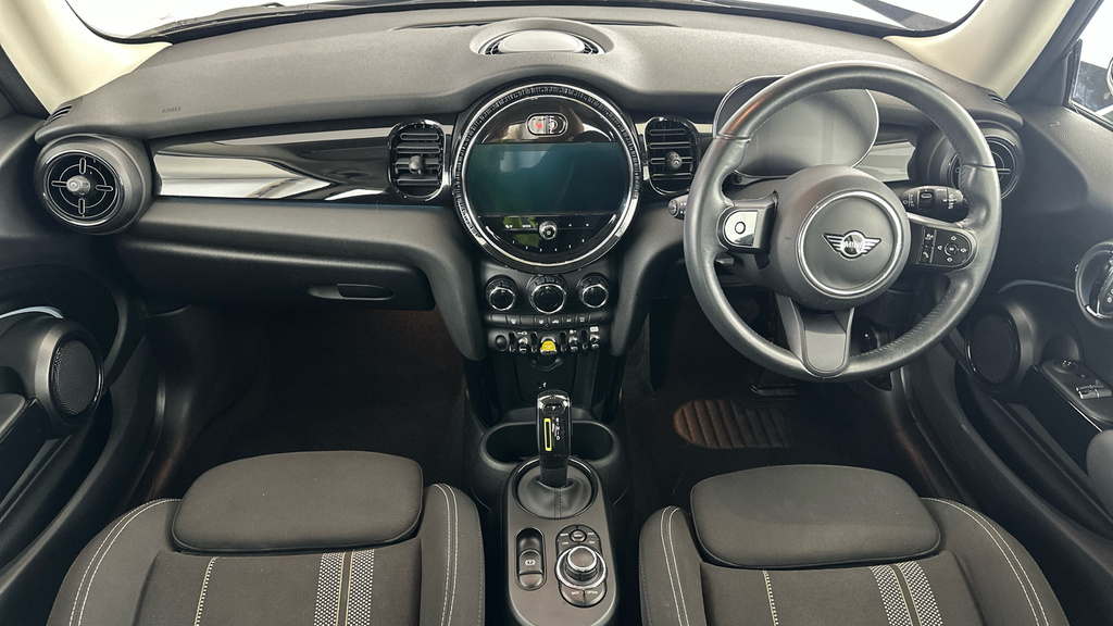 Mini Hatch 1.5 Cooper Exclusive Premium Plus 2023 White #12