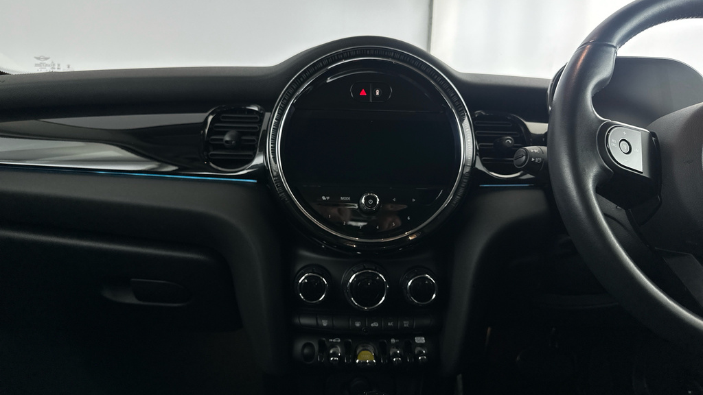Mini Hatch 1.5 Cooper Exclusive Premium Plus 2023 White #15