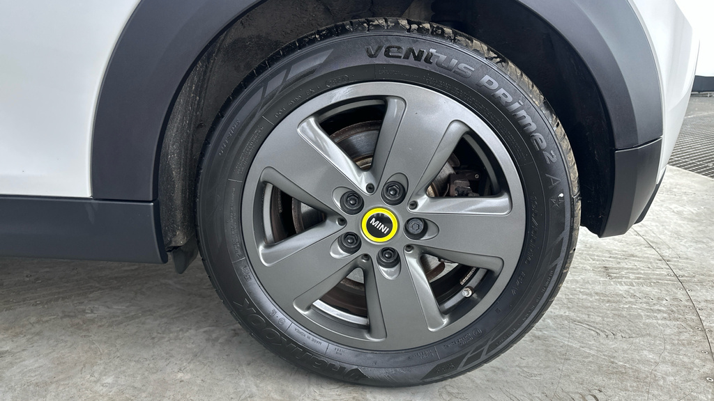 Mini Hatch 1.5 Cooper Exclusive Premium Plus 2023 White #23